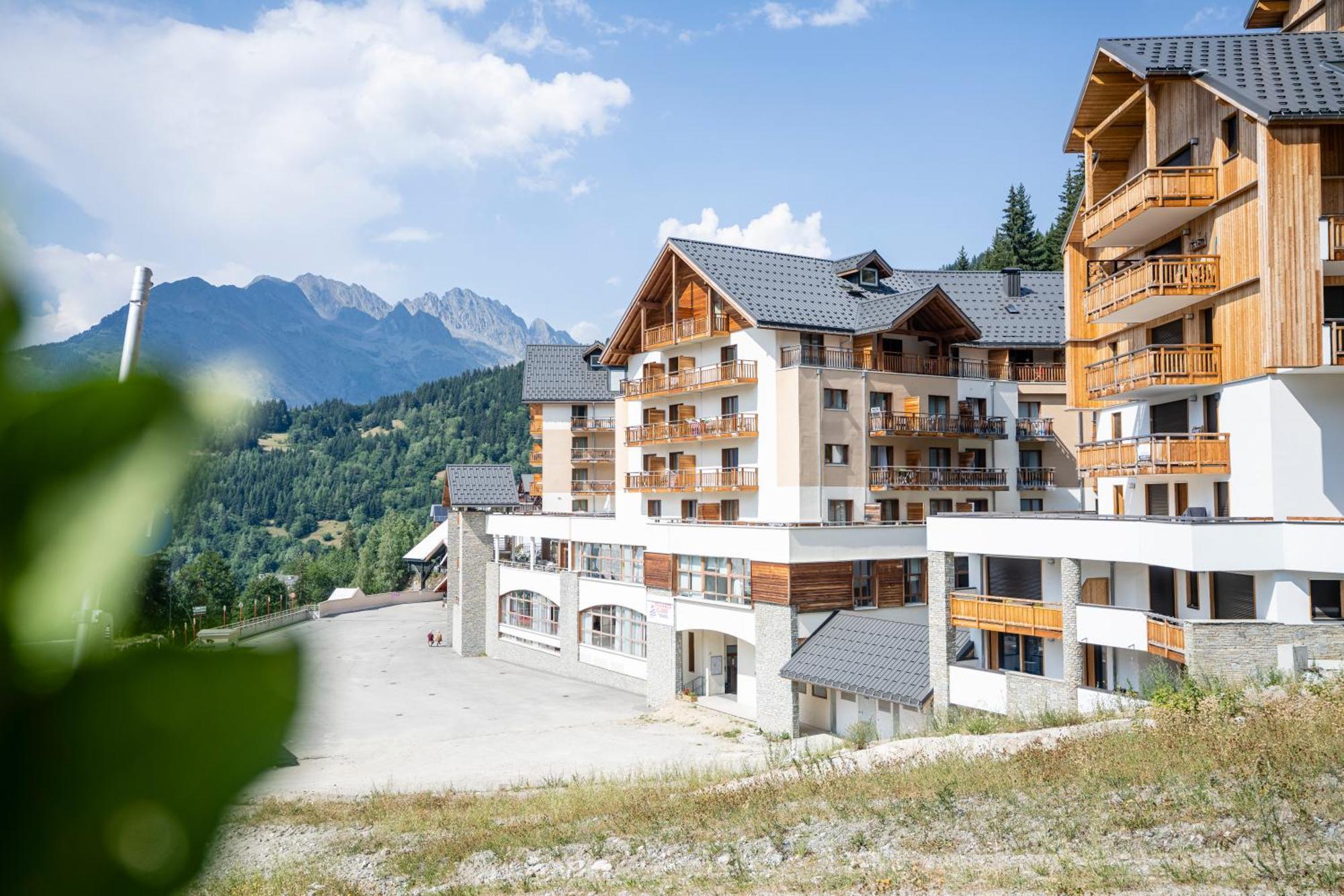 Villages Clubs Du Soleil - Oz En Oisans Exterior foto